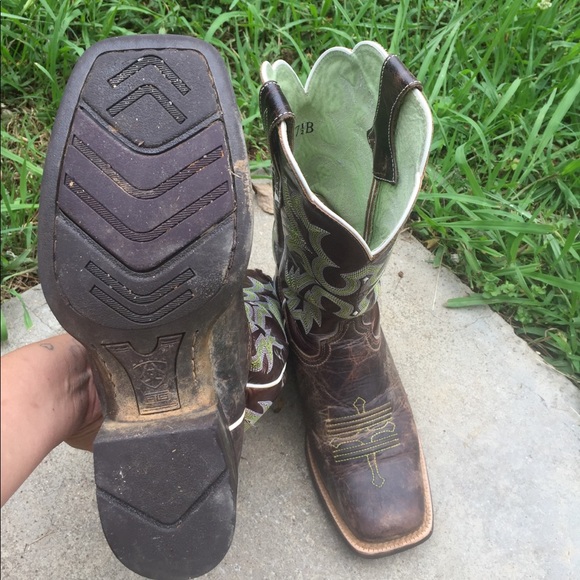 Ariat boot 🤠 - Picture 6 of 8